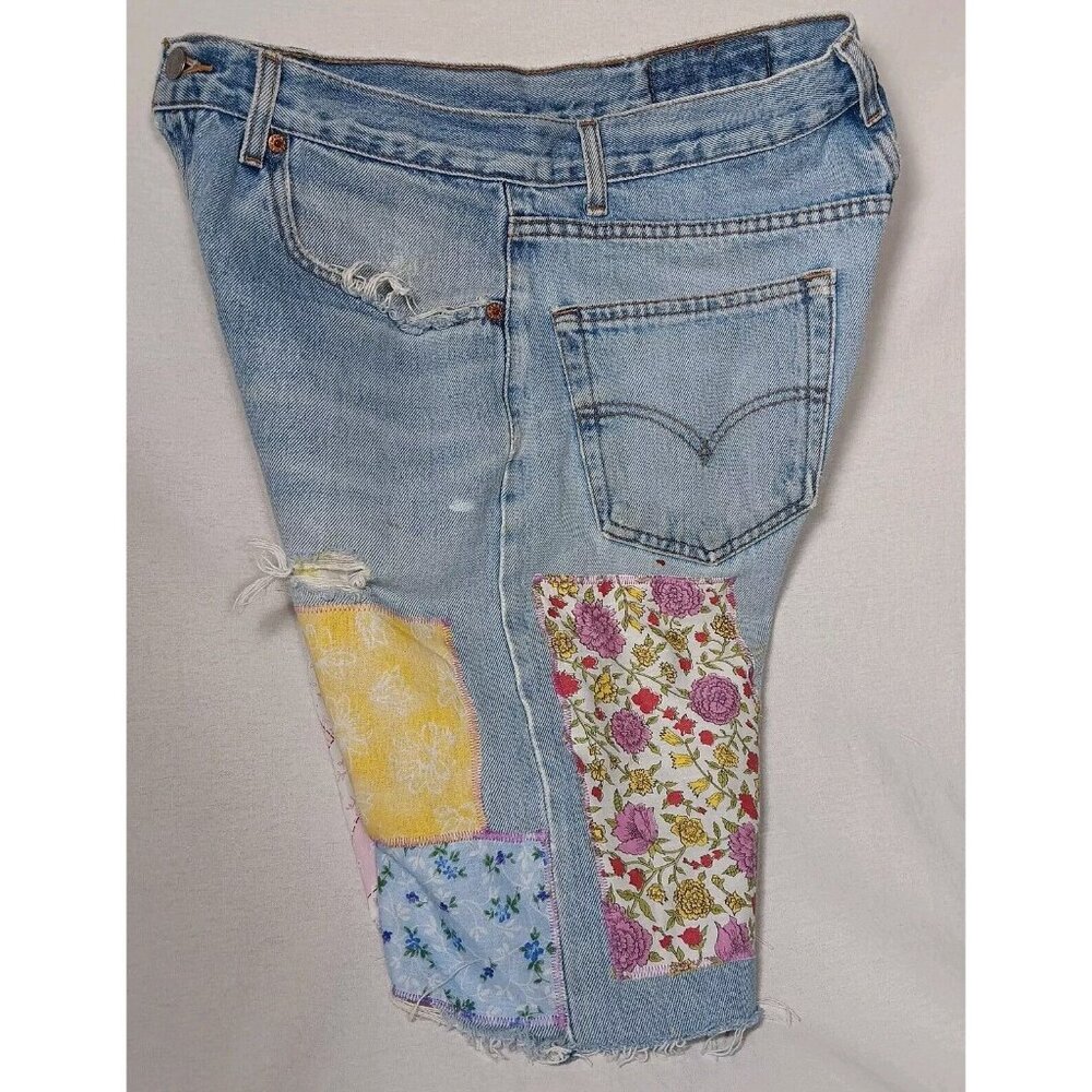 Jean Shorts Size 32 Patchwork Cottagecore Bonnet Girl Upcycl Distressed Floral - Picture 3 of 16